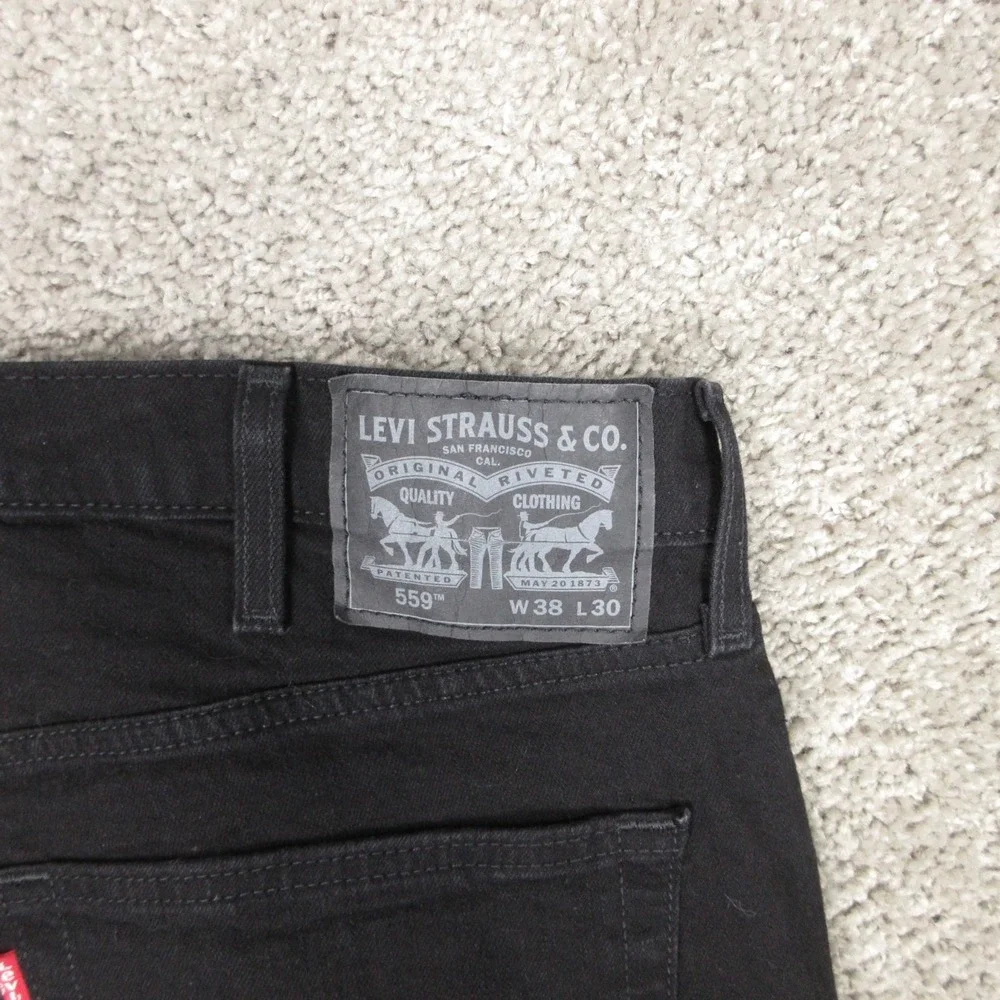 Levis Jeans Mens 38x30 Black 559‎ Relaxed Straight Comfort Zip Fly Denim Pants
